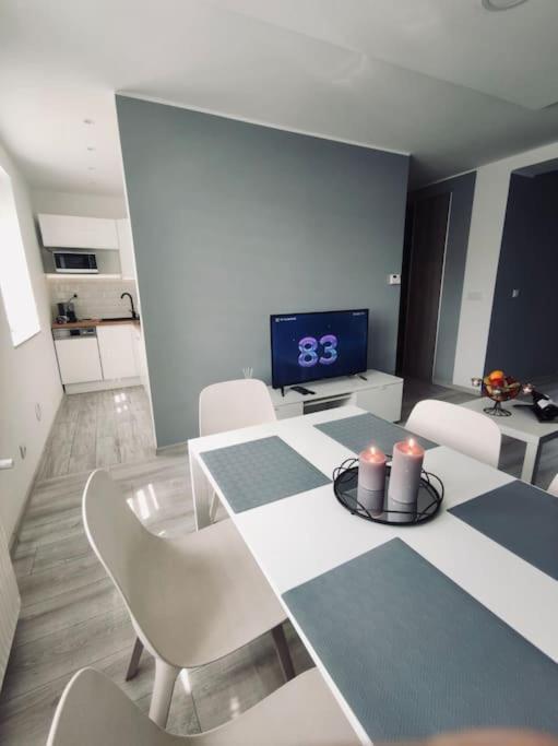 Apartament Poniatowskiego Z Parkingiem Gliwice Dış mekan fotoğraf